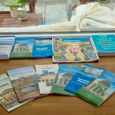 Ξενοδοχείο Business Prime Βιζμπάντεν
